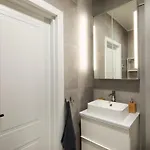 Old Cozy One Bedroom