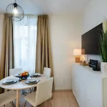 Old Cozy One Bedroom