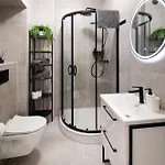 Old Cozy One Bedroom *