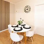 Apartment Old Cozy One Bedroom Riga